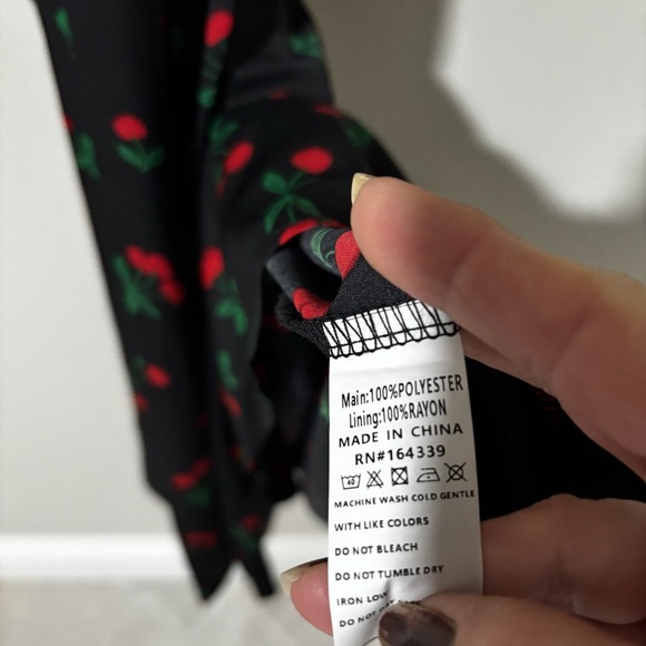 Petal & Pup Chlo Puff Sleeve Midi Sundress Cherry Print Size L - Picture 4 of 6